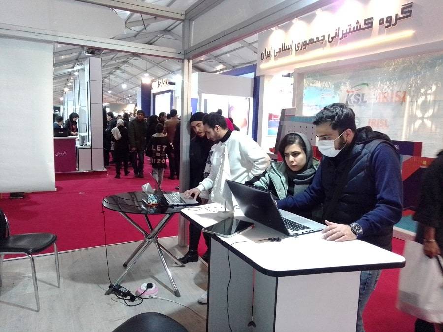 ارسال رزومه توسط افراد کارجو در نمایشگاه کار ایران با حضوردر غرفه صندوق ایرانیان